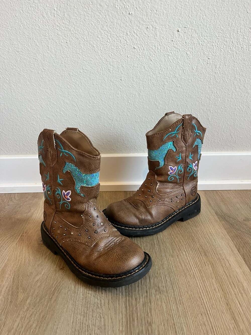 Romper, Toddler Girls Light Up Studded Sequence Cowgirl Boots, Brown/Blue, 11C